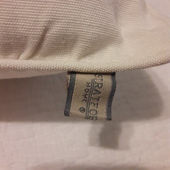 Chenille Embroidered PillowBird & Floral - Picture 3 of 6